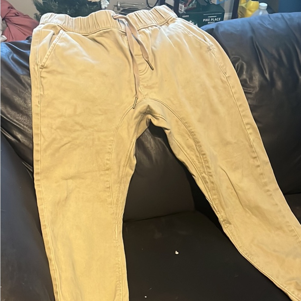 Khaki men’s joggers